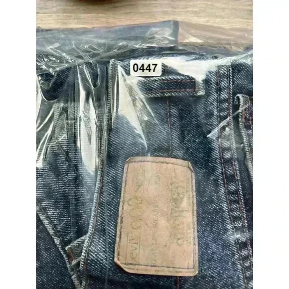 Vintage Levi's 900 Series Mom Blue Jeans Brown Tag Women's 31X31 Made In USA - Picture 12 of 12